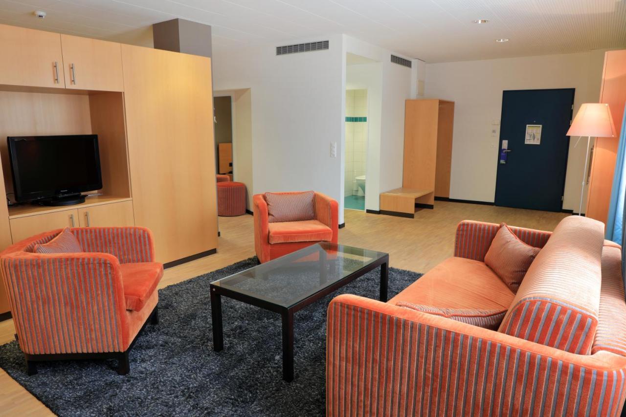 Hotel Banana City Винтертур Экстерьер фото
