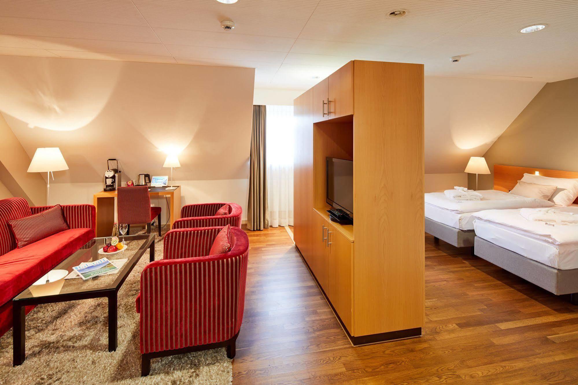 Hotel Banana City Винтертур Экстерьер фото